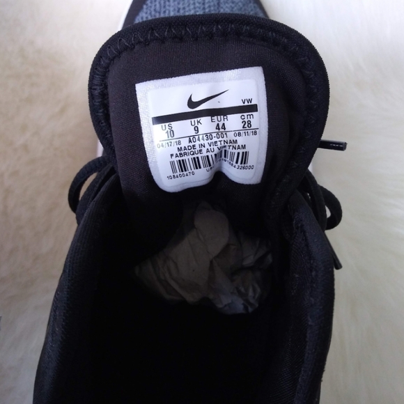 Nike Air Versitile III Mens Sneakers - Picture 7 of 7